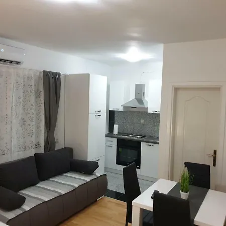 L&l Affittacamere Povljana