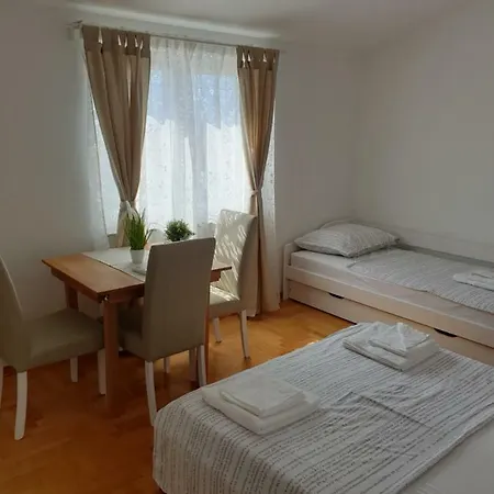 L&l Gasthof Povljana